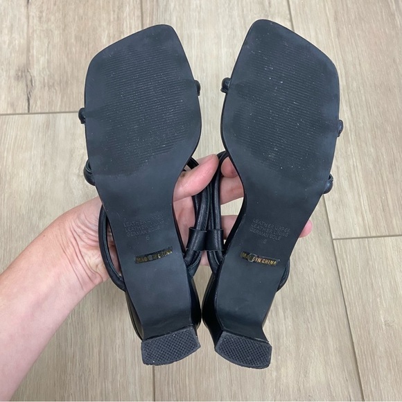 Intentionally Blank Willow Black Leather Sandal Size 5 - Picture 10 of 12